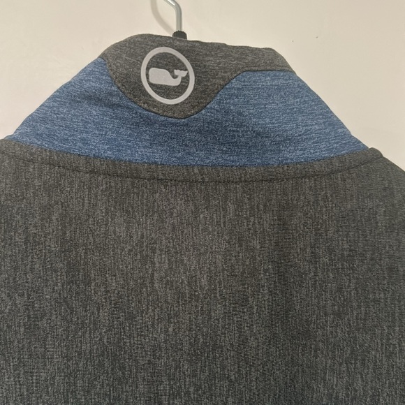 Vineyard Vines Performance Pull Over (L) - Picture 6 of 6